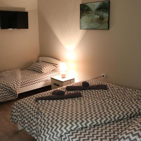 Apartman Petrov Donji Milanovac Extérieur photo