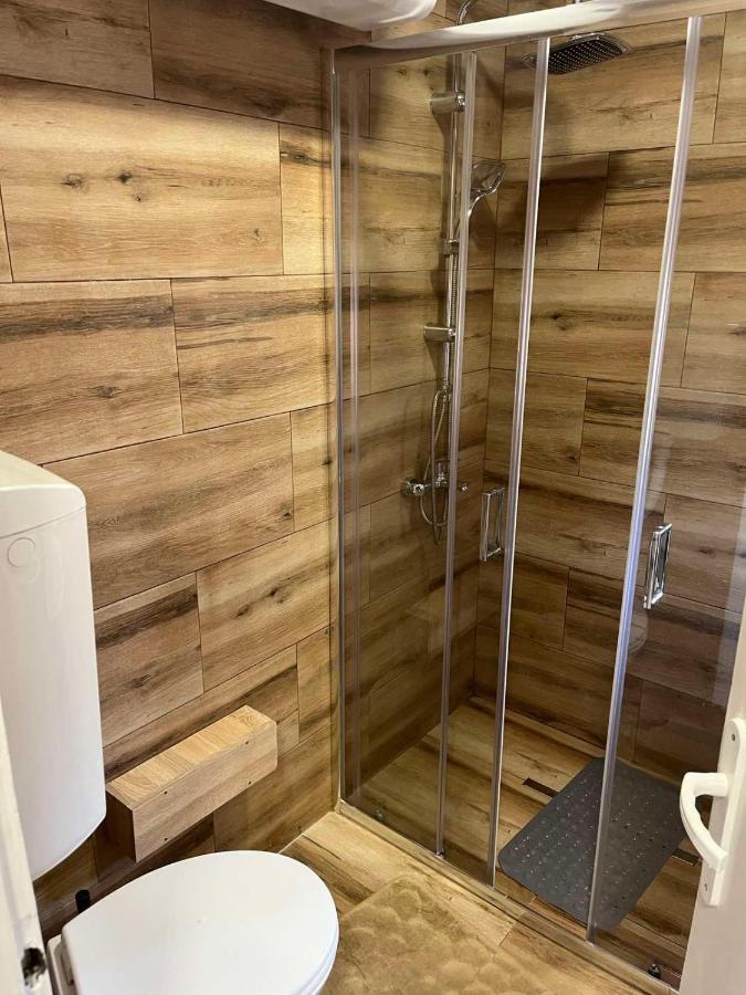 Apartman Petrov Donji Milanovac Extérieur photo